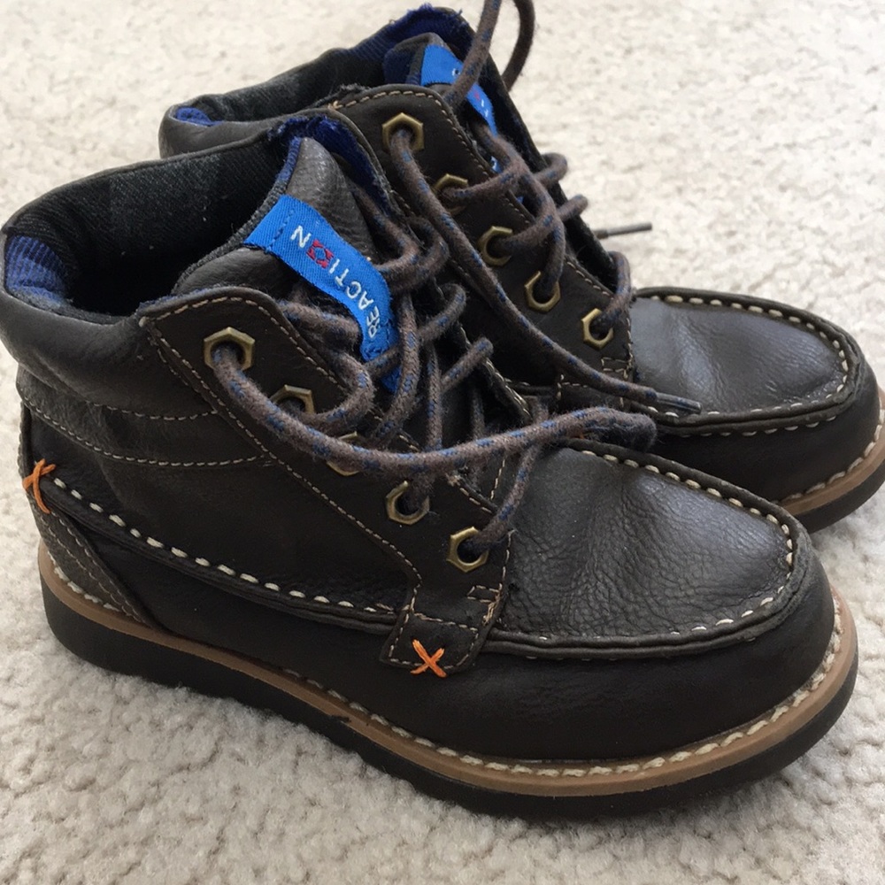 Kenneth Cole boots